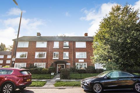 undefined, Merryhills Court, London, N14