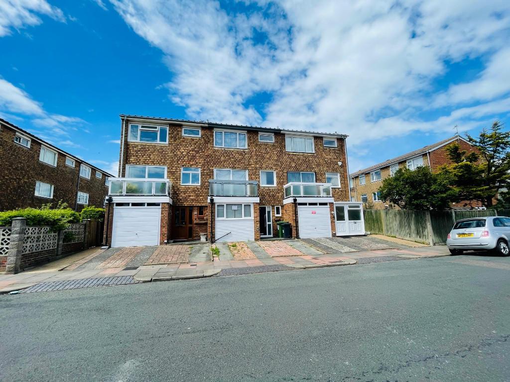 Latimer Road, Eastbourne BN22 1 bed in a house share to rent £750 pcm
