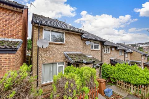 2 bedroom end of terrace house for sale - Oliver Close, Chatham, Kent