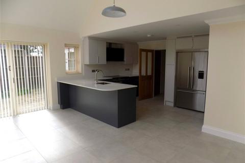 4 bedroom detached house to rent, Flordon Road, Creeting St. Mary, Ipswich, Suffolk, IP6