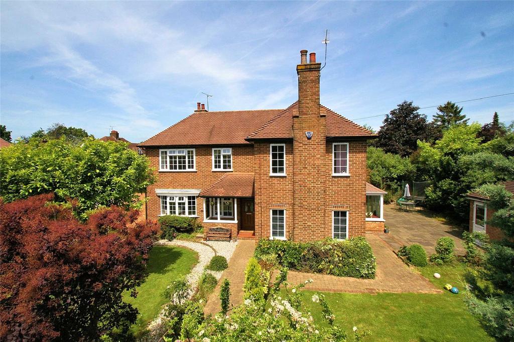 Fairview Road, Old Town, Stevenage, Hertfordshire, SG1 5 bed detached