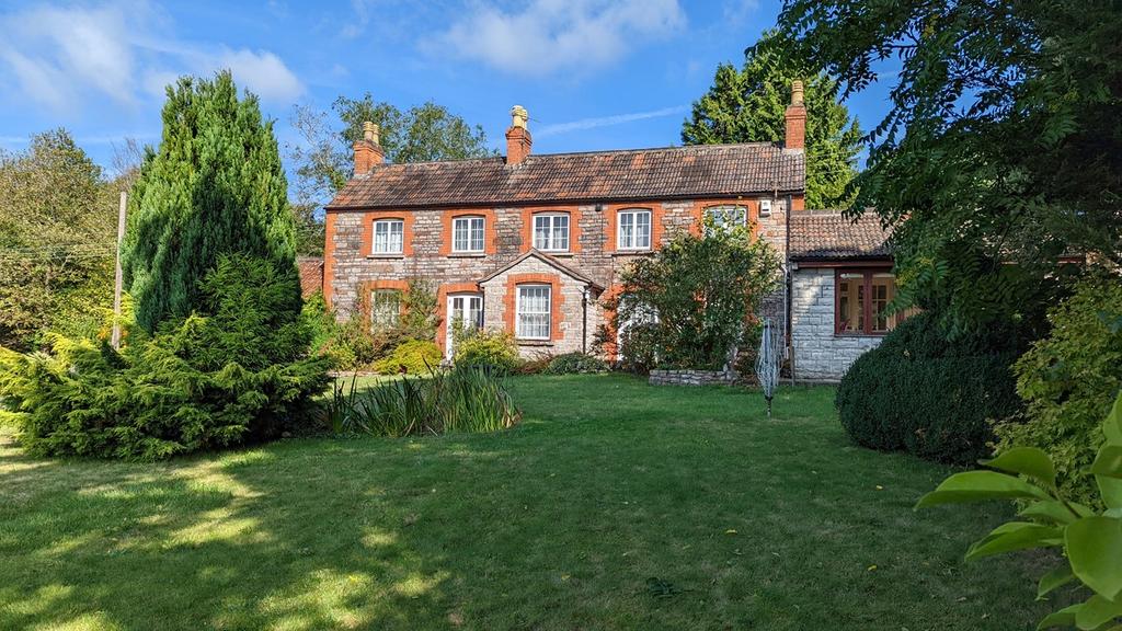 Little Entry, Wells, BA5 3 bed detached house £725,000