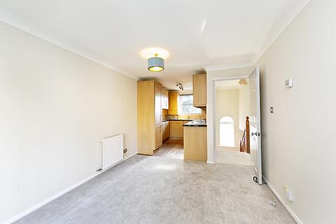 2 bedroom duplex to rent, Cedar Terrace, Richmond TW9