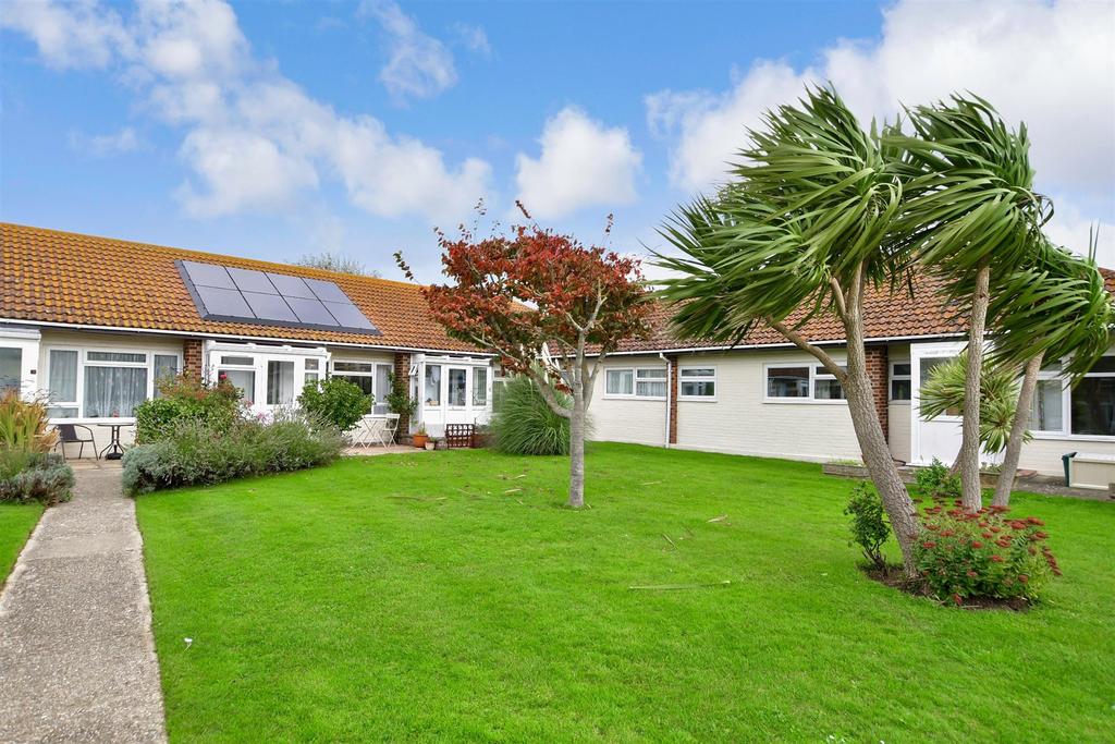 Manor Way, Elmer Sands, West Sussex 2 bed terraced bungalow £160,000
