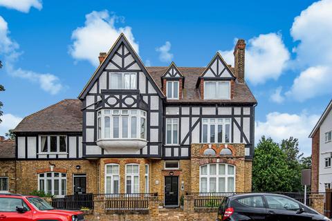 Flat 6, 14 Highland Road, Bromley, BR1 4AD
