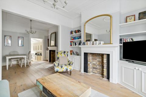 5 bedroom terraced house for sale - Broomwood Road,  SW11