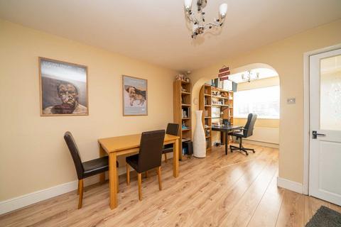 11 Bronte Crescent, Hemel Hempstead, HP2 7NS