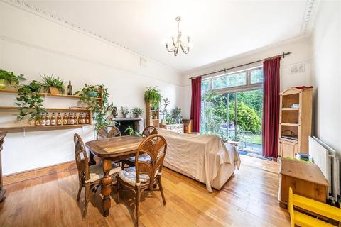 Flat 2, 10 Howden Road, London, SE25 4AS