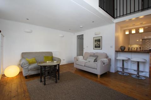 1 bedroom flat to rent, Huntly Street, Canonmills, Edinburgh, EH3