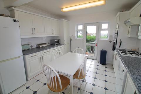 9 Birch Walk, Porthcawl, CF36 5AN