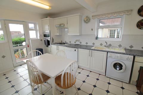 9 Birch Walk, Porthcawl, CF36 5AN