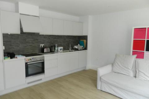 2 bedroom ground floor flat to rent, Knyveton Road, Boscombe, Bournemouth