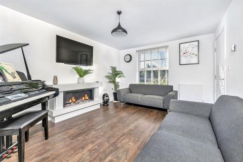 4 bedroom detached house for sale, Marlowe Place, Melton Mowbray, Leicestershire