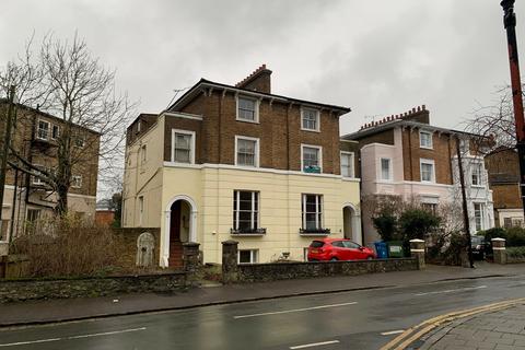 Flat for sale - FLAT 3, 7 CLAREMONT ROAD, WINDSOR, SL4 3AX