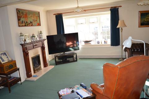4 bedroom detached house for sale - Flanders Road, Llantwit Major CF61