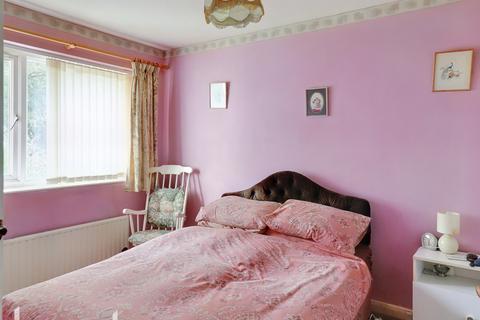 16 Fairfields, Looe, PL13 1HD