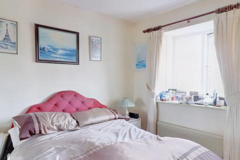 16 Fairfields, Looe, PL13 1HD