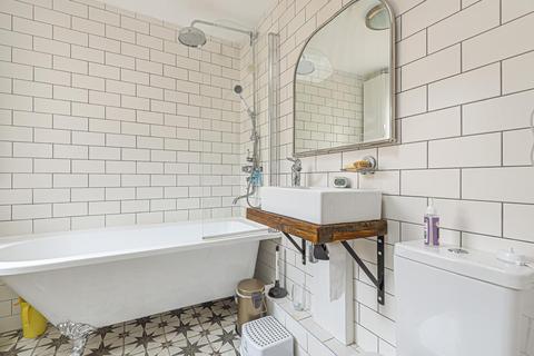 3 Middle Lane, Crouch End, London, N8 8PJ