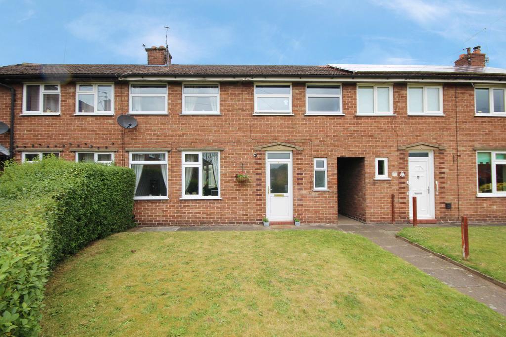 Ash Grove, Weaverham, CW8 3 bed terraced house for sale £185,000