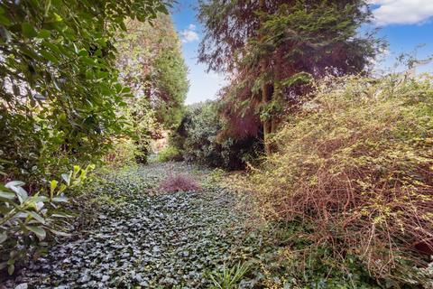 1 bedroom flat for sale - FLAT 1 LOWER GROUND FLOOR, 7 CLAREMONT ROAD, WINDSOR, SL4 3AX