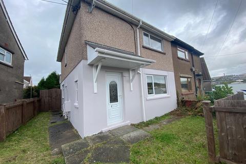 12 Heol Pentwyn, Tonyrefail, Porth, CF39 8DF