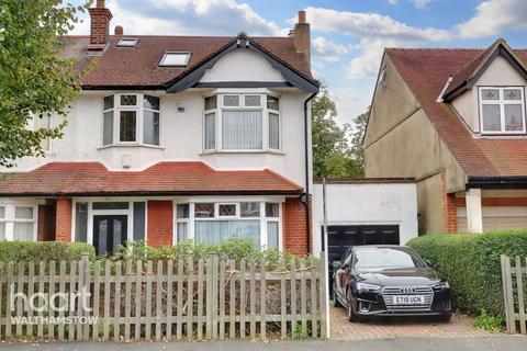 5 bedroom semi-detached house for sale - Chingford Avenue, Chingford