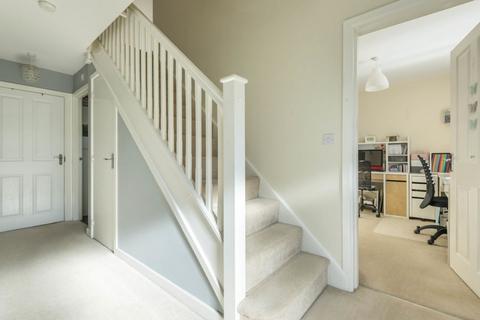 2 Ashpole Avenue, Wootton, Bedford, MK43 9ED