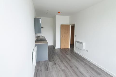 Studio to rent, The Card House, Bingley Road, Bradford, West Yorkshire, BD9