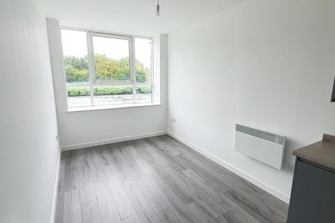 Studio to rent - The Card House, Bingley Road, Bradford, West Yorkshire, BD9