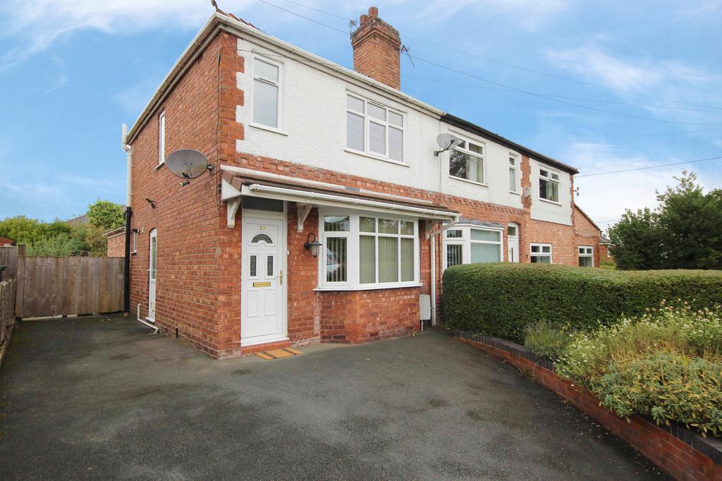 Esthers Lane, Weaverham, CW8 2 bed semidetached house £180,000