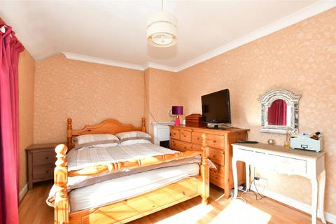 119 Holgate Road, Dagenham, RM10 8ND