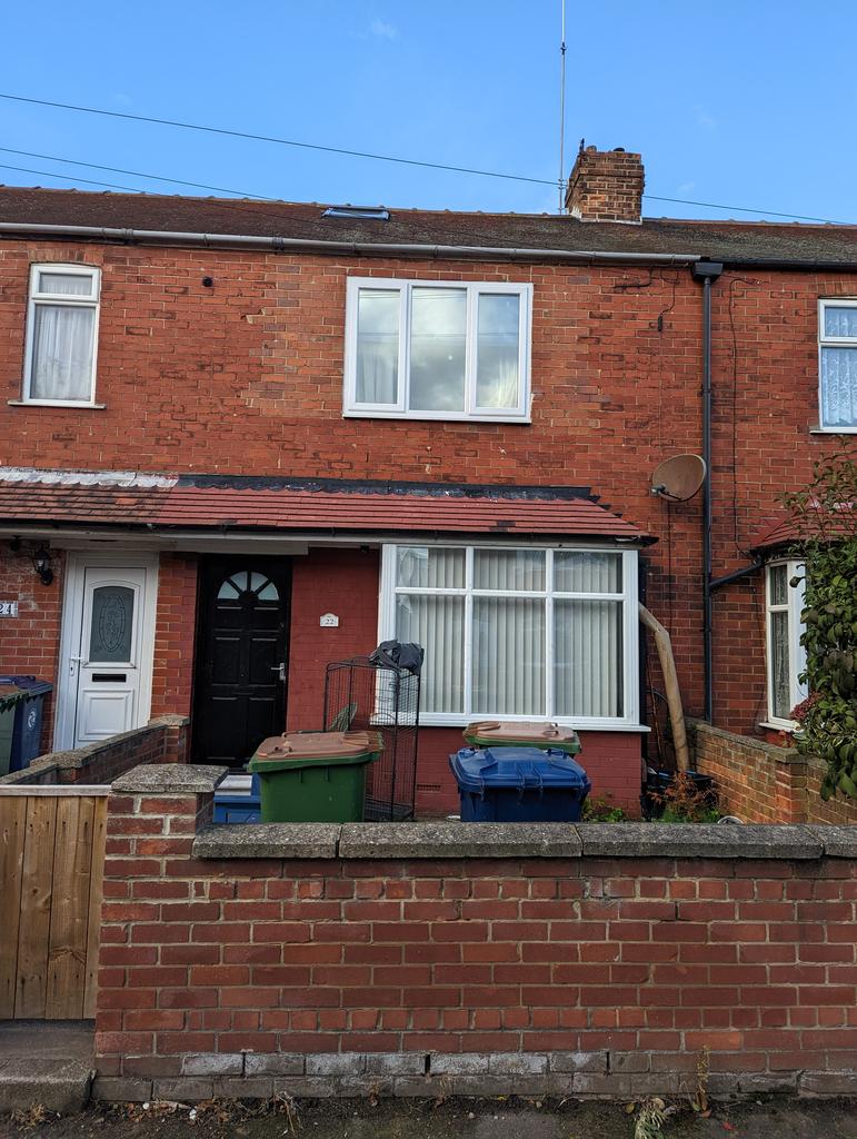 William Street, Redcar TS10 2 bed terraced house to rent £480 pcm (£