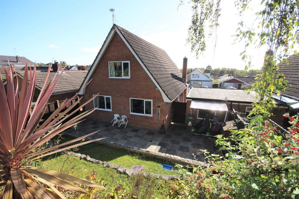 West Way, Broadstone, Dorset, BH18 4 bed detached house £490,000