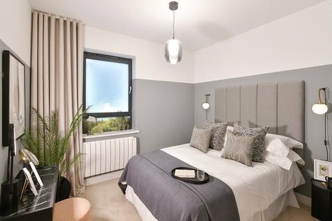 2 bedroom flat for sale - Pembroke Broadway, Camberley, Surrey, GU15