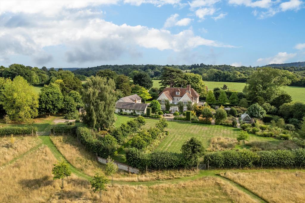 Empshott Green, Empshott, Liss, Hampshire, GU33 6 bed detached house