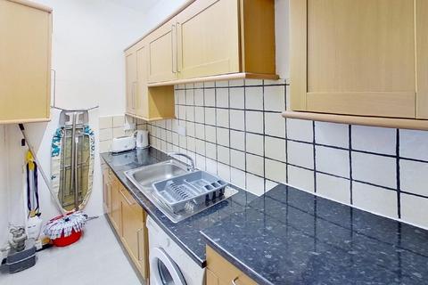 1 bedroom flat to rent, Grove Street, Edinburgh, EH3