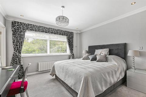 3 bedroom detached house for sale - Latimer Road, Barnet, Hertfordshire, EN5