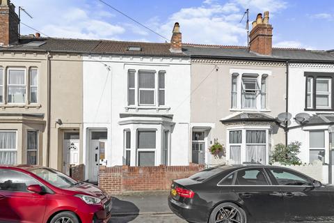 21 Weston Road, Gloucester, GL1 5AU