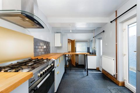 21 Weston Road, Gloucester, GL1 5AU