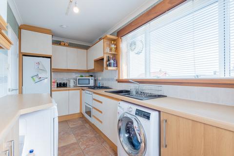 15 Cairngorm Crescent, Kirkcaldy, KY2 5RF