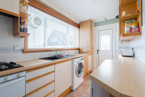 15 Cairngorm Crescent, Kirkcaldy, KY2 5RF