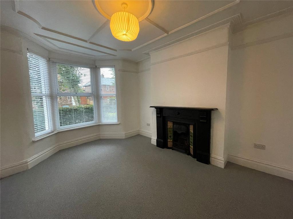 Lisburn Lane, Liverpool, Merseyside, L13 3 bed terraced house £800