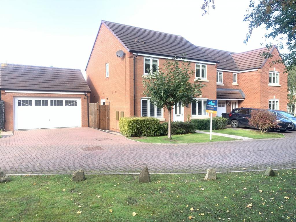 Holgate Drive, Shrewsbury... 4 bed detached house £382,000