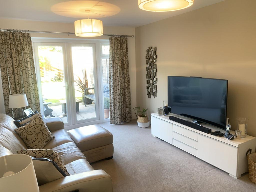 Holgate Drive, Shrewsbury... 4 bed detached house £382,000