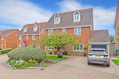 5 bedroom detached house for sale, Randle Way, Bapchild, Sittingbourne, Kent, ME9