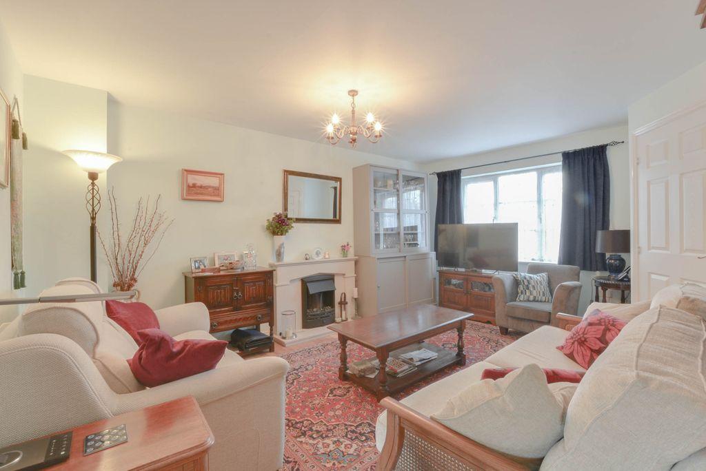 West Ashton Road, Trowbridge BA14 6FG 3 bed terraced house £262,000