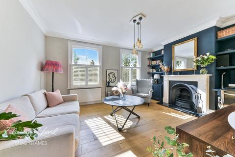 157b Simms Road, London, SE1 5QJ