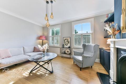 157b Simms Road, London, SE1 5QJ