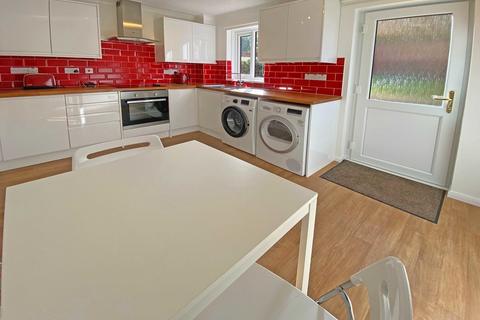 9 Penny Close, Exminster, Exeter, EX6 8SU