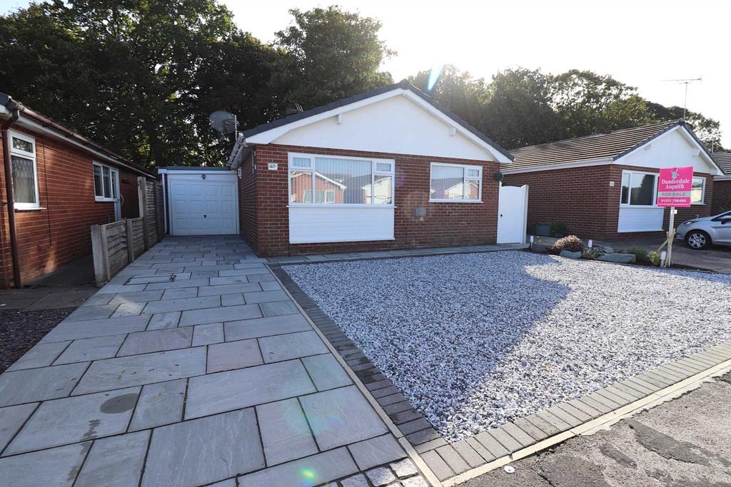 Gregory Place, South Park, Lytham 2 bed detached bungalow £399,950
